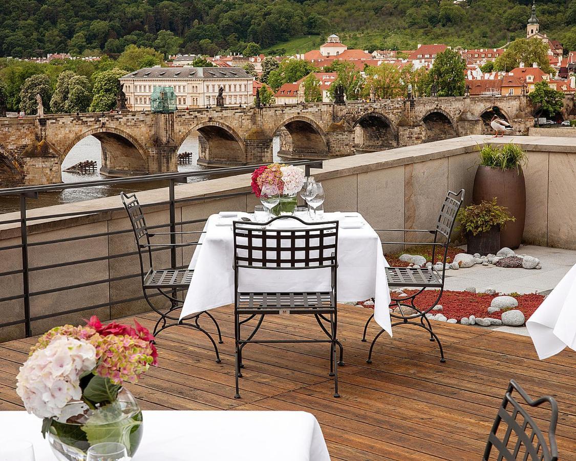 Four Seasons Hotel Praha Exteriér fotografie